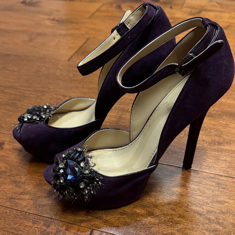 Enzo Angiolini Purple Heels with Jewel Accents